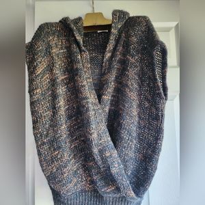 BRUNELLO CUCINELLI HOODED knitted vest. New . Size XL